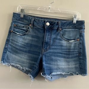 American Eagle Super stretch Midi Jean Shorts
